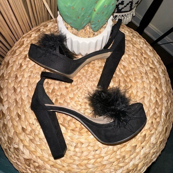 Shoes - UEC Woman’s Black Suede Open Toe Feathered 5” Heel Size 40 (9.5)